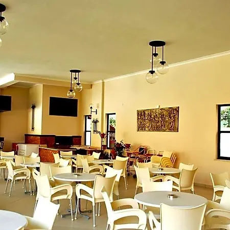 Boulevard 3*